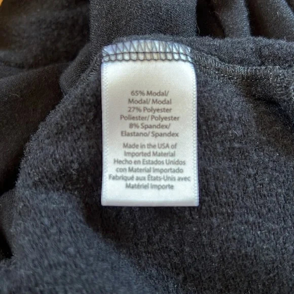 Beyond Yoga Poncho - Picture 10 of 10